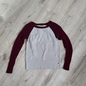 American Eagle Outfitters Maroon and Light Gray Sweater